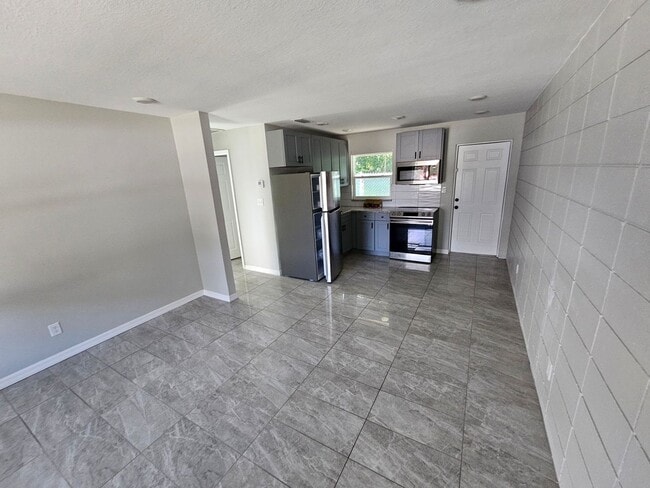 Photo - 2 Bedroom 1 Bath Duplex in Haines City