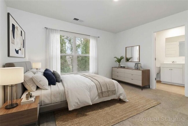 Photo - 1332 Lakota Pl