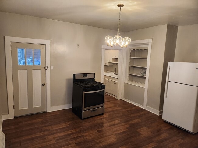 Photo - 522 Center St