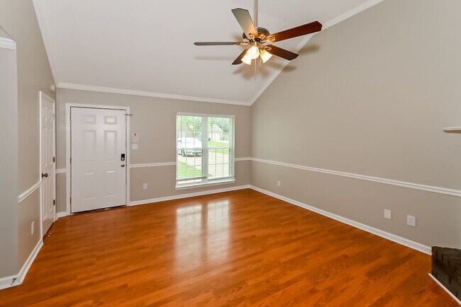 Photo - 6700 Black Oak Dr