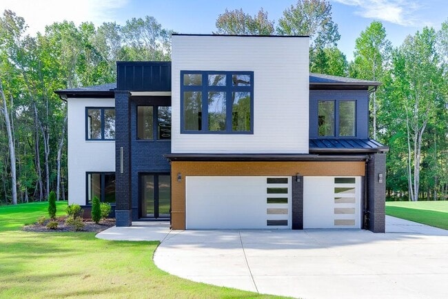 Building Photo - 2404 GA-124