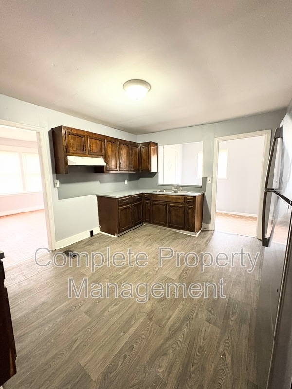 Photo - 5219 Court G