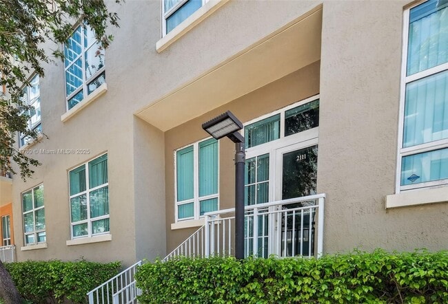 Building Photo - 2001 Biscayne Blvd Unit 2111 Rental