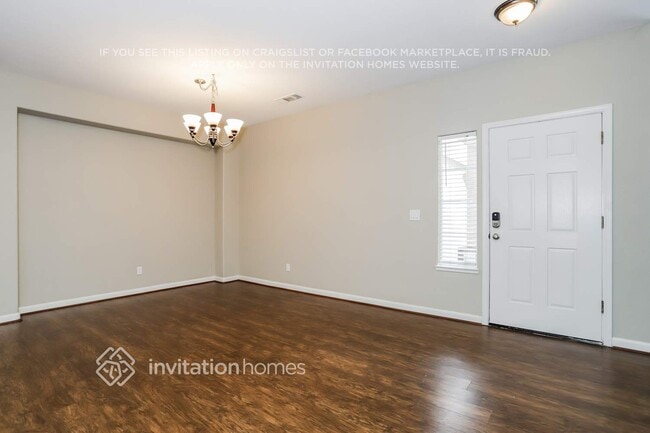 Photo - 945 Skyline Dr