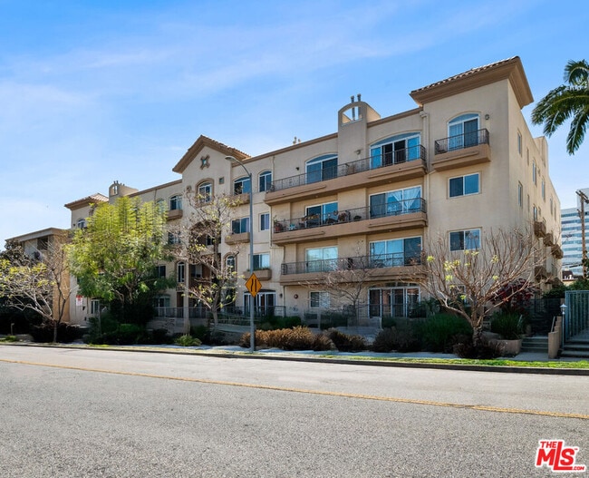 Photo - 1255 Federal Ave Unidad 401