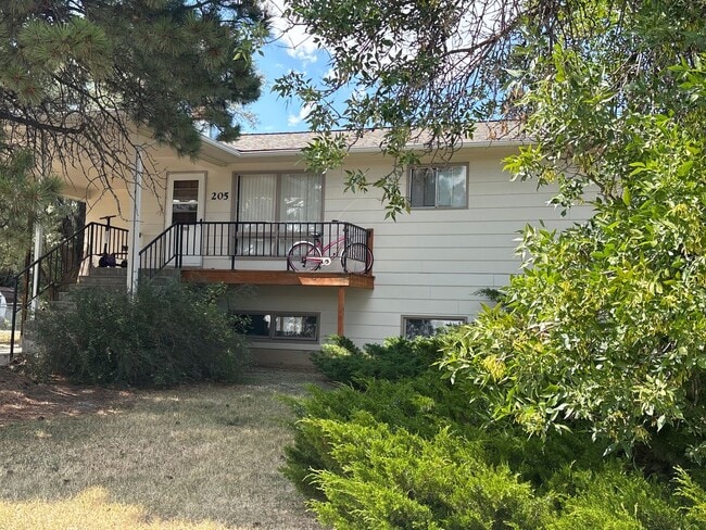 Building Photo - 205 S 20th Ave Unit B Rental