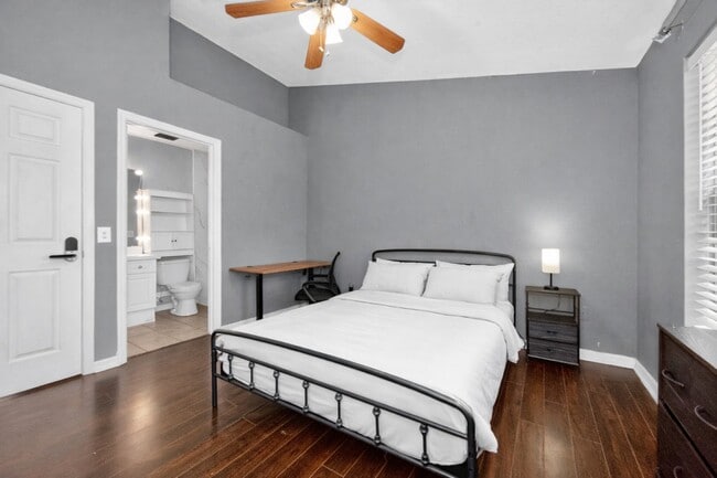 Photo - 4204 Plantation Cove Dr