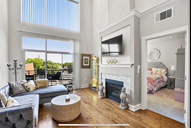 Photo - 3333 Darcy St Unit 2210