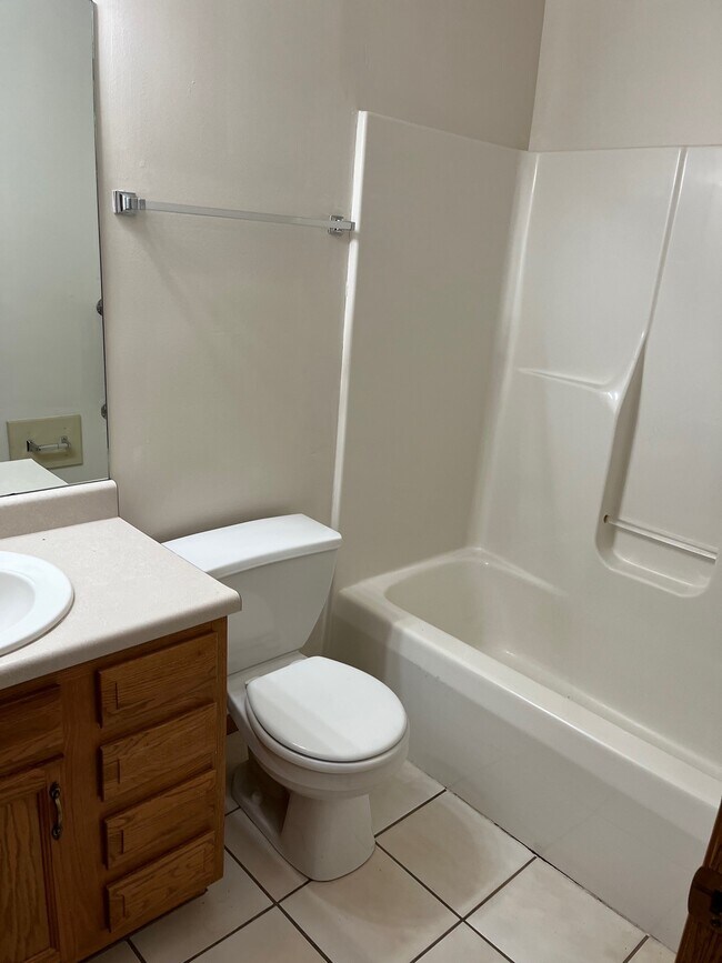 1268 Todd Lane Apartments Troy, OH