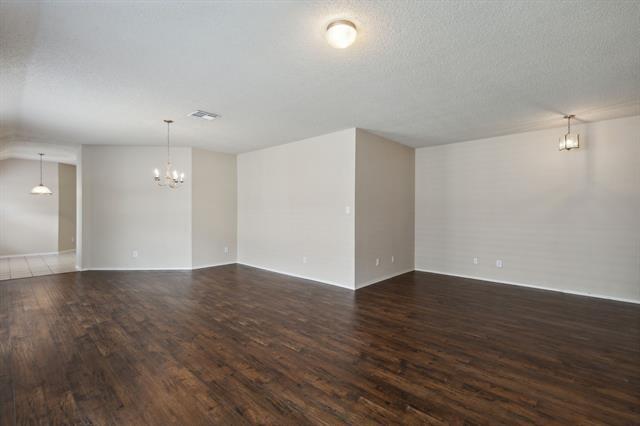 Photo - 9916 Nixon Dr