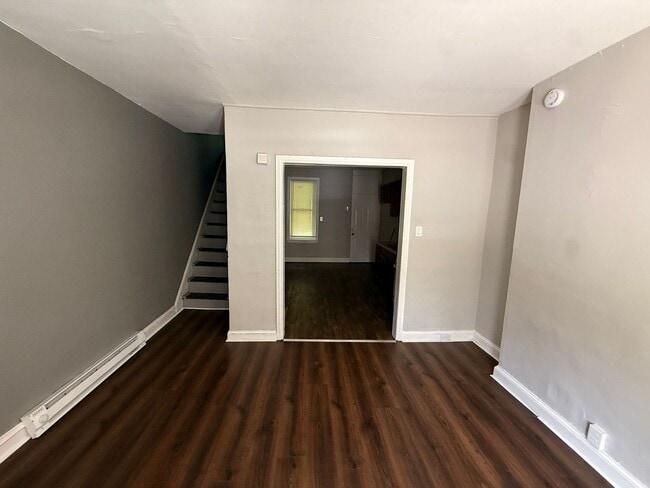 Building Photo - 5612 Utah St Rental