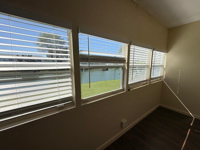 Photo - 34 Northampton B