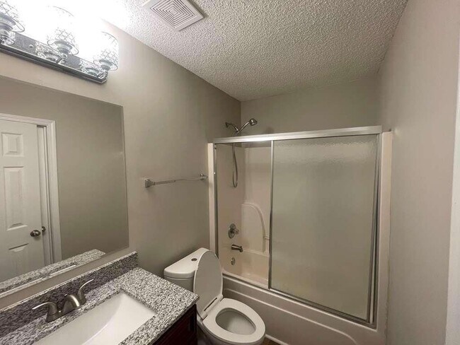 Photo - 408 Canoga Ct