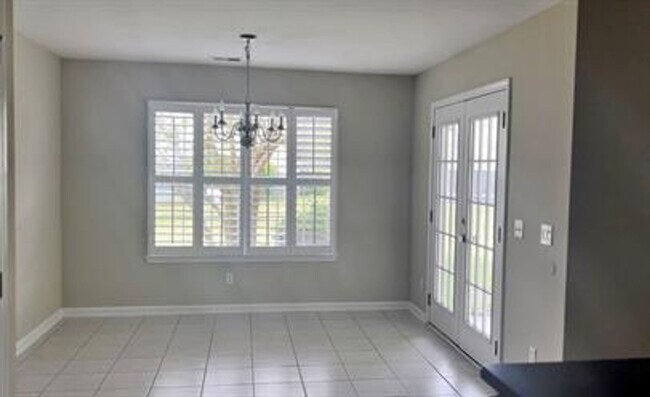 Photo - 145 Pickett Creek Ln