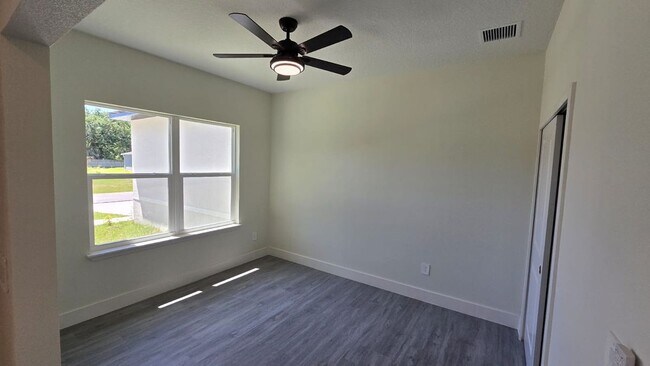 Photo - 2862 Pomello Ave SW