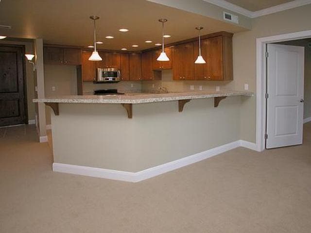 Kitchen - 88 S 900 E Unit 206