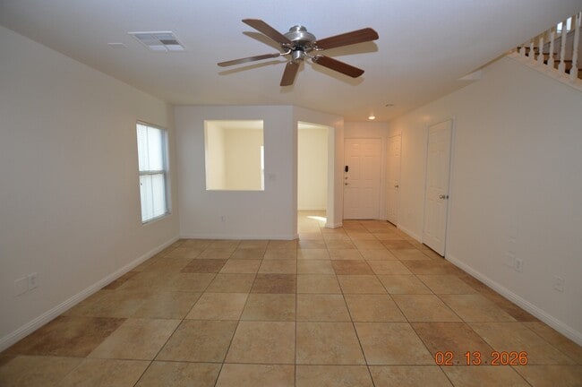 Photo - 3338 Cave Primrose St