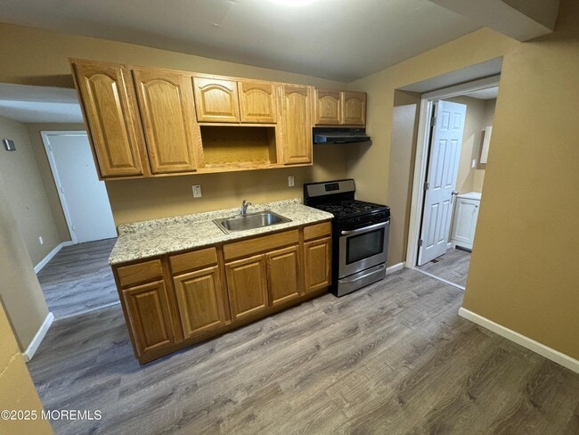 Photo - 724 Cortlandt St Unit 5