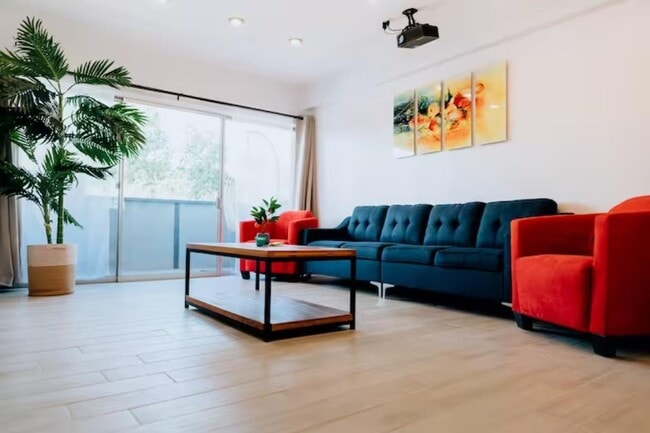 Photo - 349 E Thomas Rd