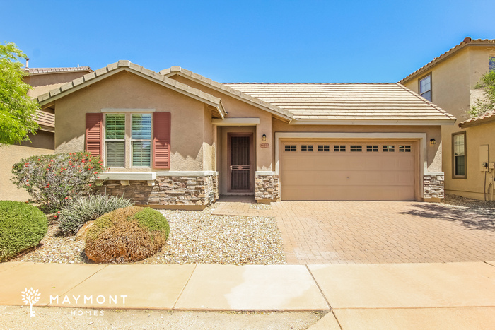 Spacious One-Story Home with Modern Finishes - Spacious One-Story Home with Modern Finishes