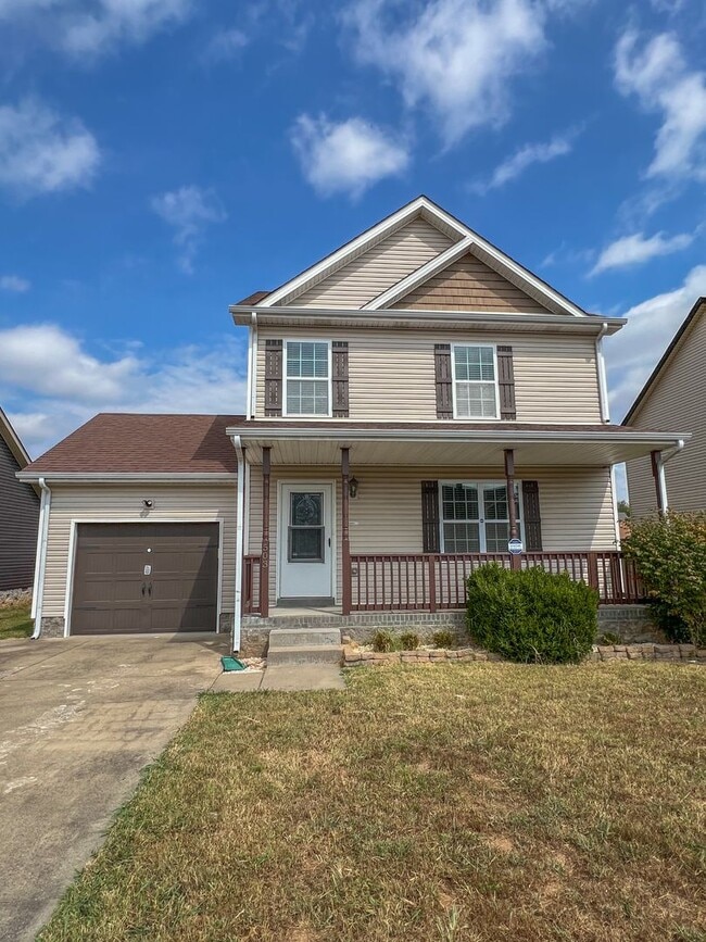 Building Photo - Single-Family with a Fenced Backyard! Rental