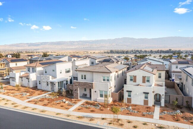 Photo - 75165 Aldrich Dr