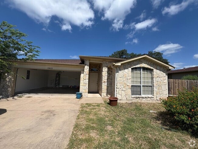 Building Photo - 21622 Boggy Ford Rd Rental