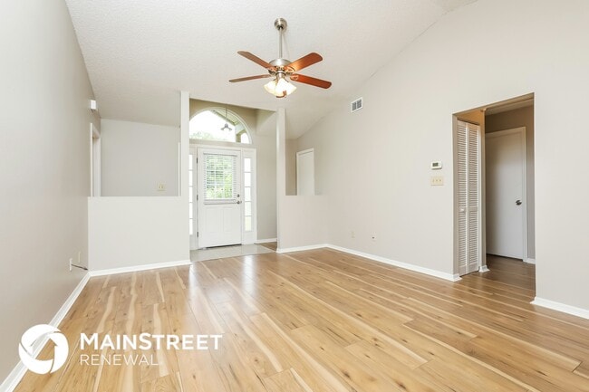 Photo - 109 E Sumter St