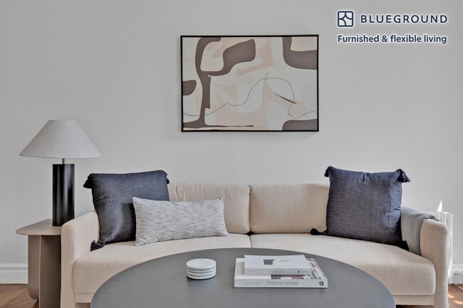 Photo - 51 Leroy St Unidad FL2-ID888