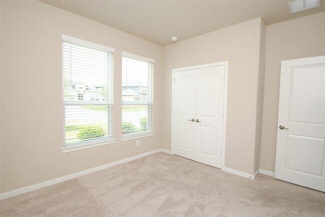 Photo - 8326 Oakland Hts Ln