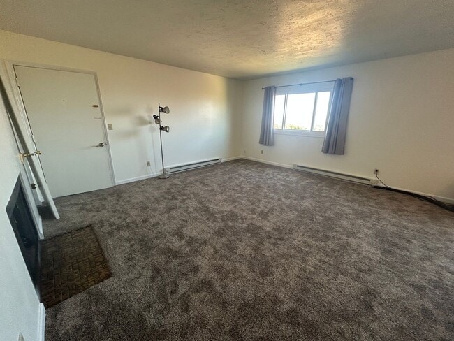 Photo - 2320 W Foothills Dr Unit Apt 3