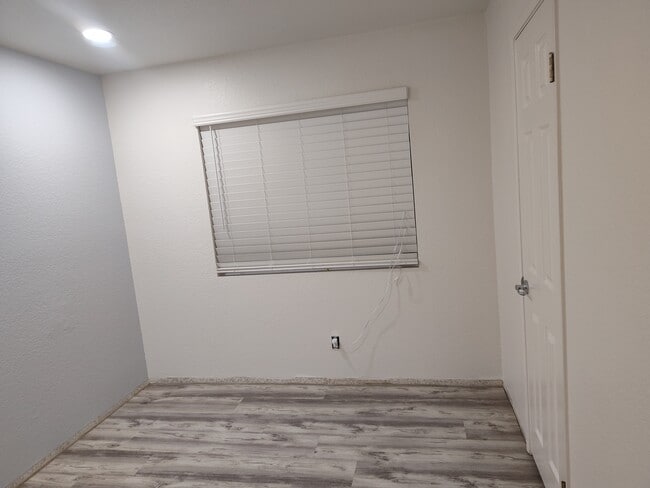 Second bedroom provides extra space for work or perhaps workout area - 1365 Crafton Ave Unit 2006