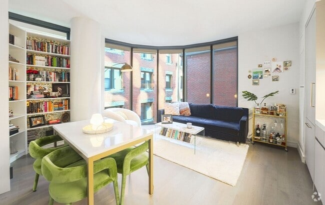 Building Photo - 55 Lagrange St Unit 707 Rental