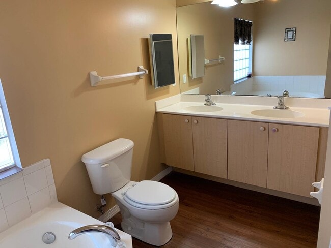 5110 Rambler Rose Way