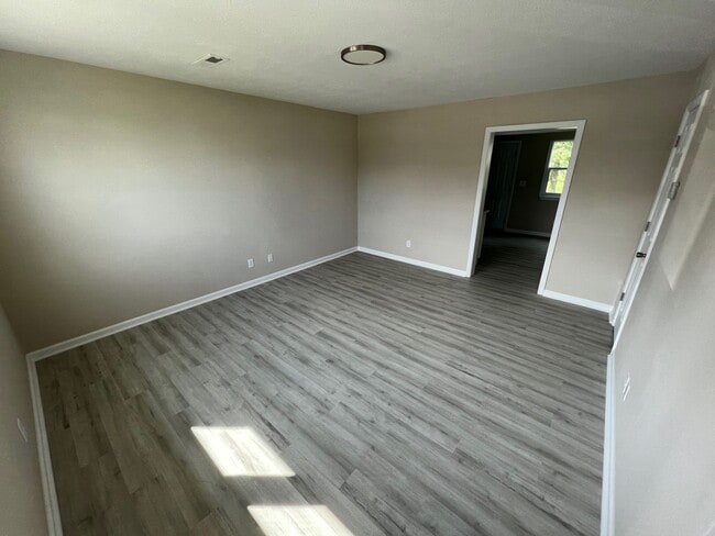 603 E Bain St Unit 607