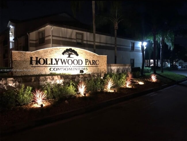 Photo - 550 S Park Rd Condo Unit 17-8