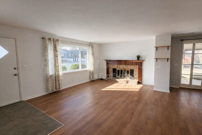 Photo - 5440 Benton Ave