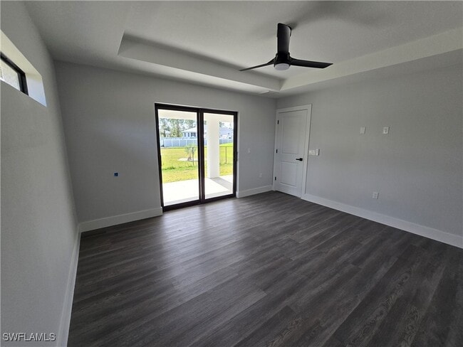 Building Photo - 1605 W 11th St Rental