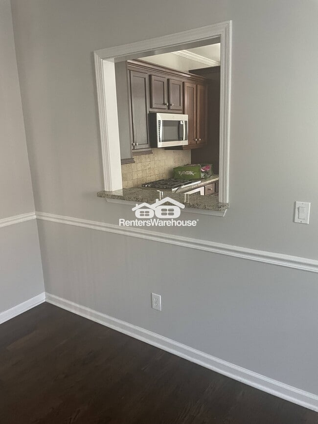 Photo - 1213 Discover Green Ln