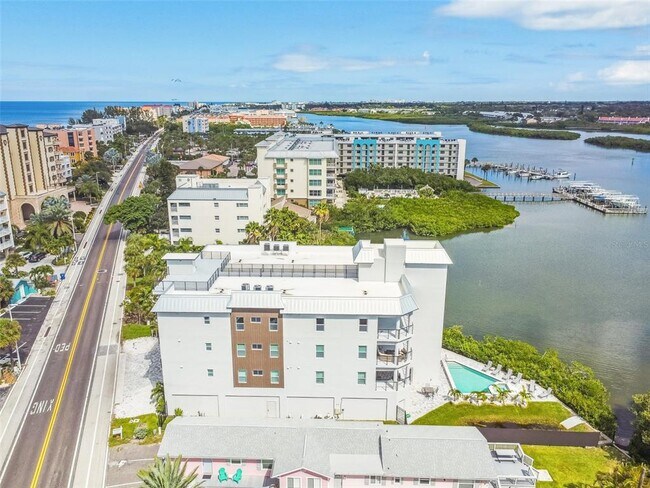 Photo - 19505 Gulf Blvd Unit 404