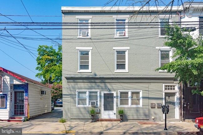 Building Photo - 59 N Main St Unit 3 Rental