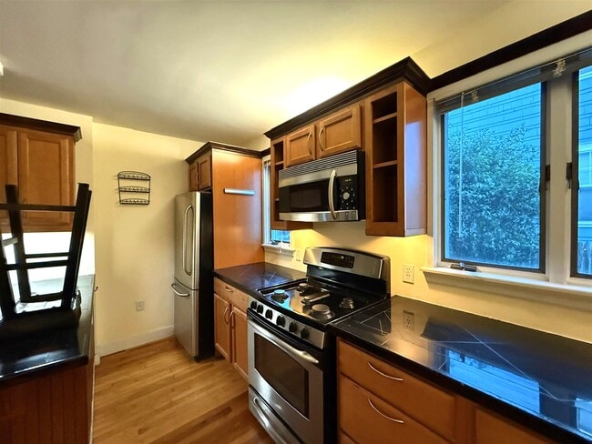 Photo - 67 Fairfax St Unit 1