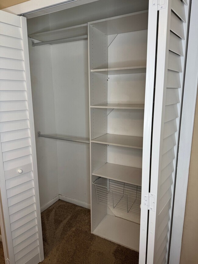 Photo - 8229 Frost St N