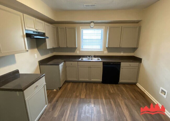 Photo - 3655 Tutwiler Ave