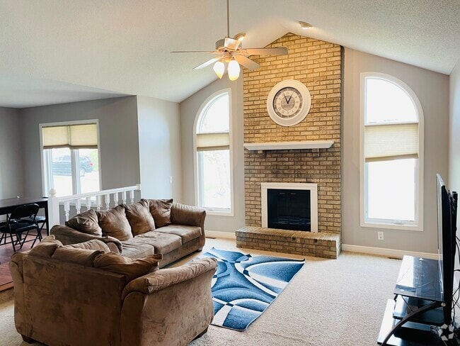 Living Room - 16133 Logarto Ln Rental