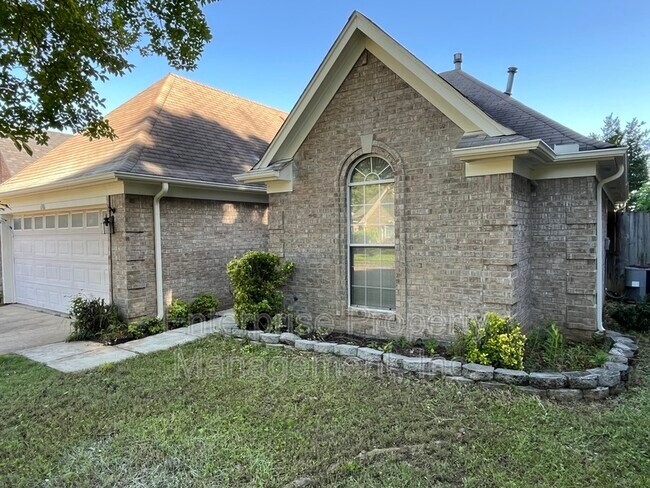 Photo - 6986 Parkbrook Ln