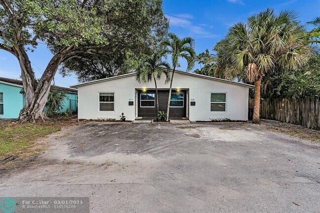 Photo - 911 SW 16th St
