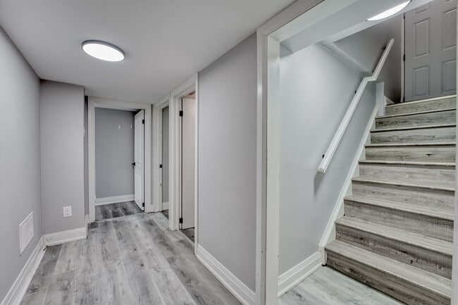 Photo - 2 Bed/ 1 Bath Unit– All Utilities & Parking Included – $1,750/month Unit A