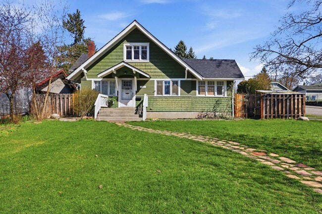 3402 W Kiernan Ave