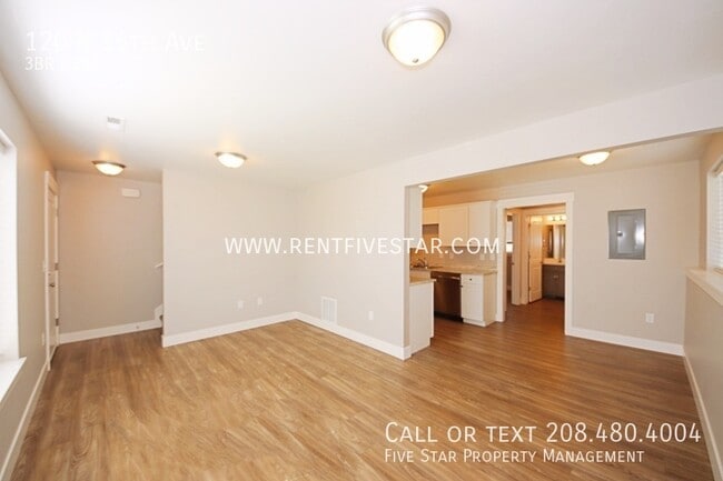 120 N 16th Ave
